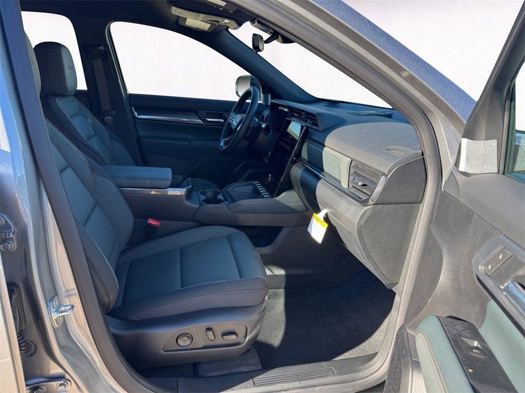 New 2026 GMC Terrain AT4 w/ Convenience Package III image 36