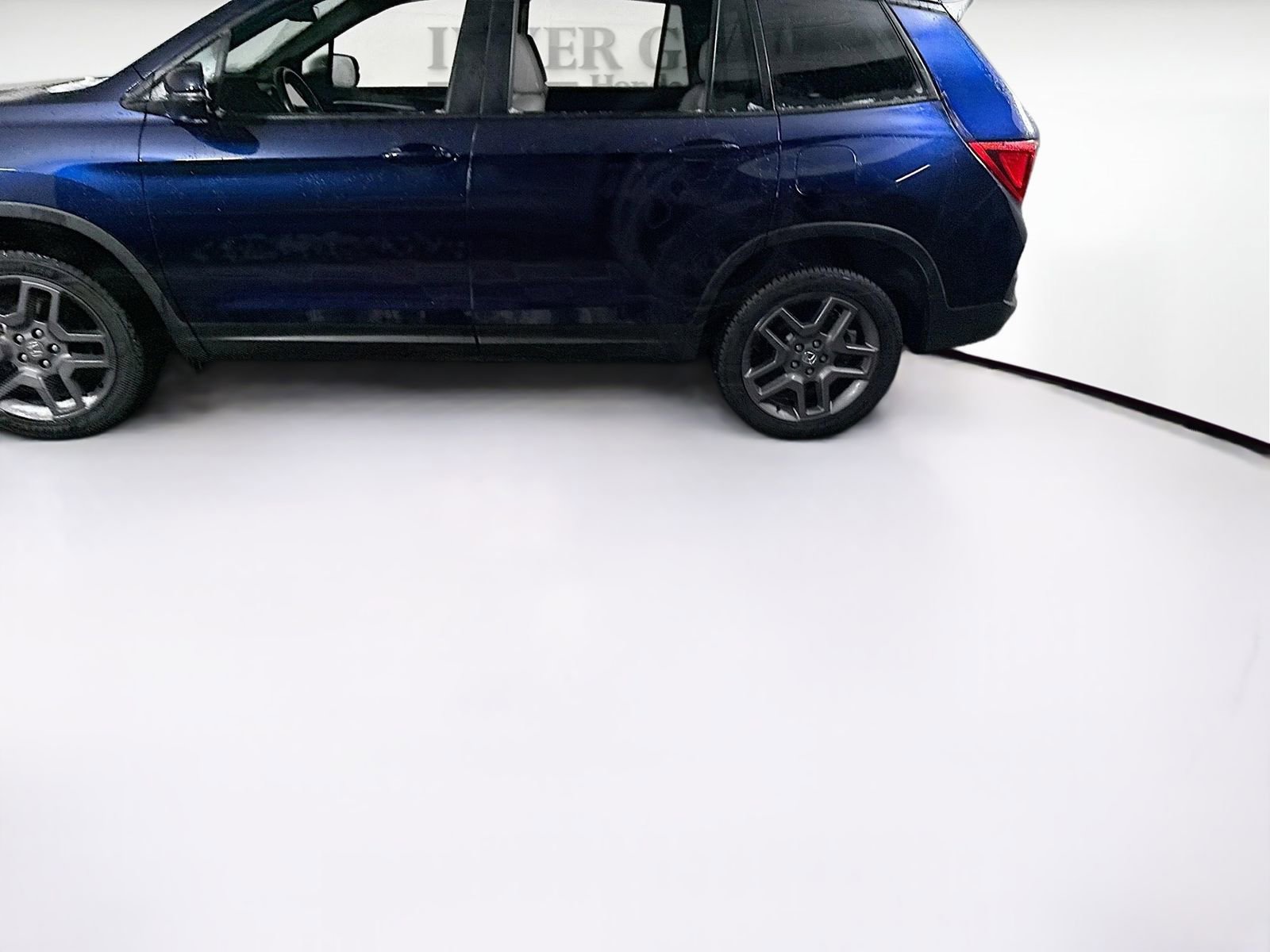 Used 2022 Honda Passport EX-L image 8