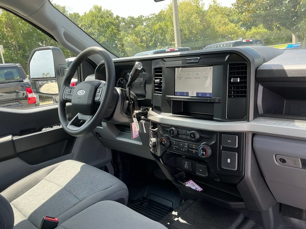 New 2026 Ford F250 XL w/ XL Driver Assist Package AWD/4WD image 26