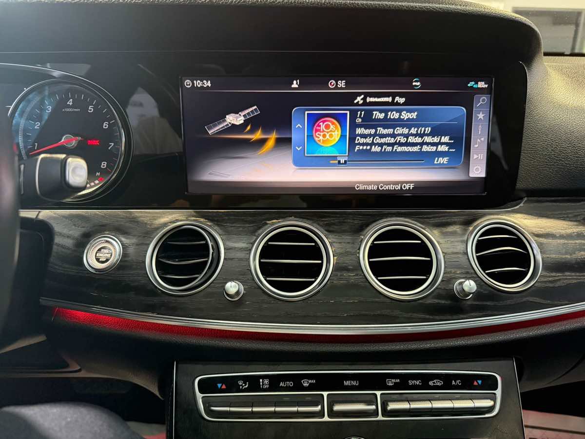 Used 2019 Mercedes-Benz E 300 4MATIC w/ Premium 1 Package image 29