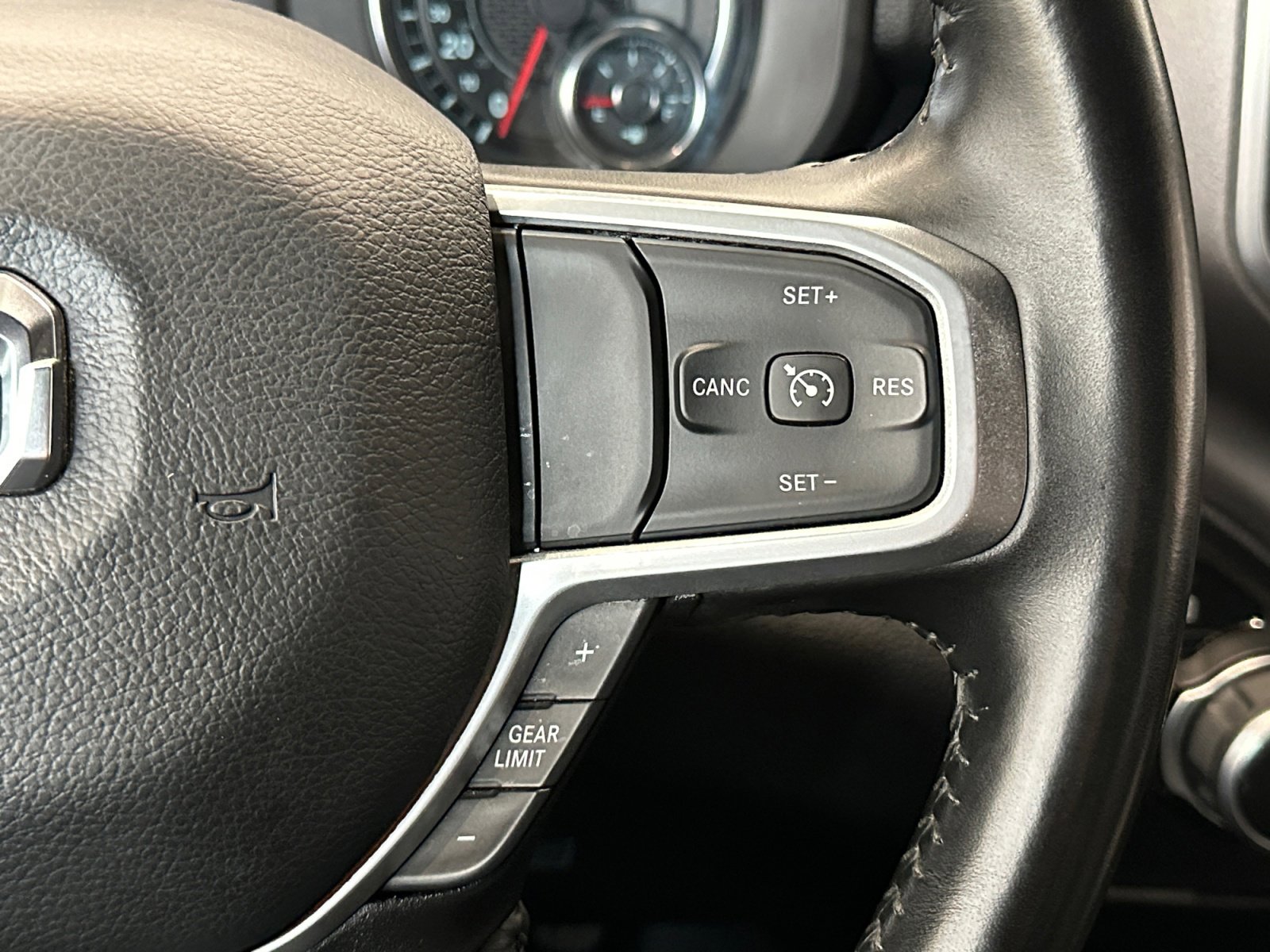 Used 2024 RAM 2500 Big Horn image 32