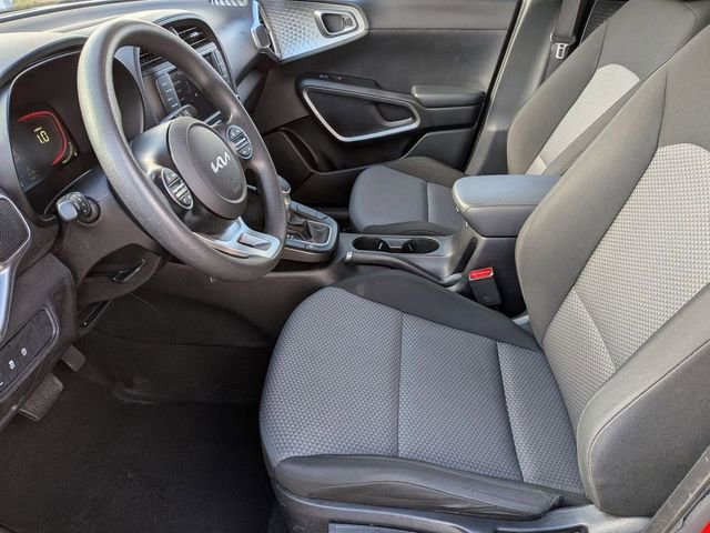 Used 2024 Kia Soul LX w/ Option Group 015 image 11