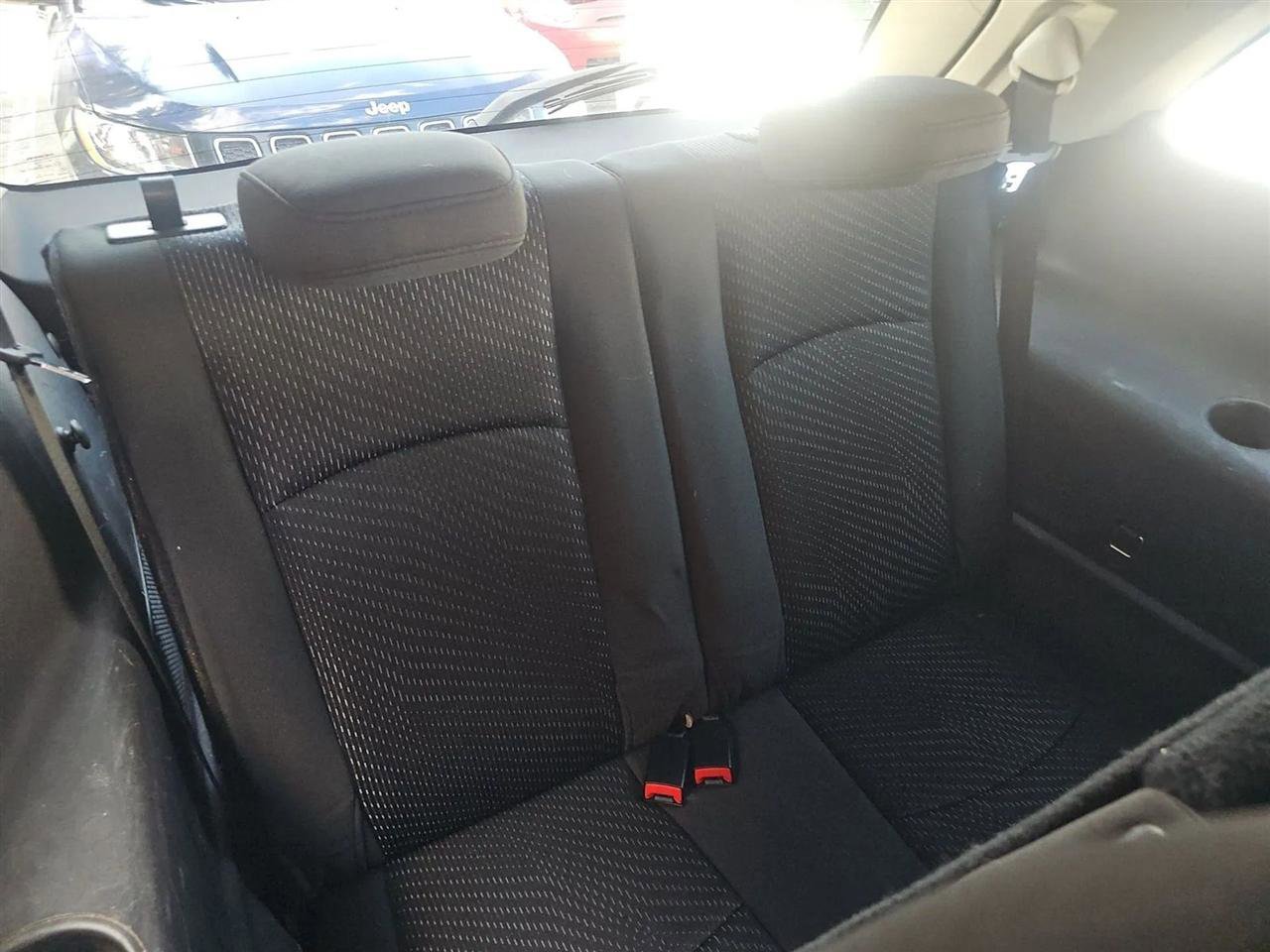 Used 2018 Dodge Journey SE image 13