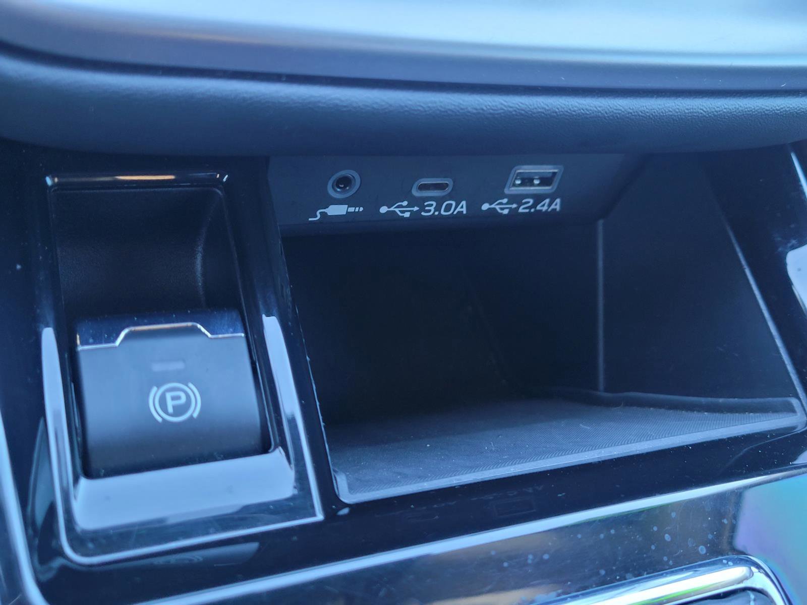 Certified 2024 Subaru Outback Limited image 30