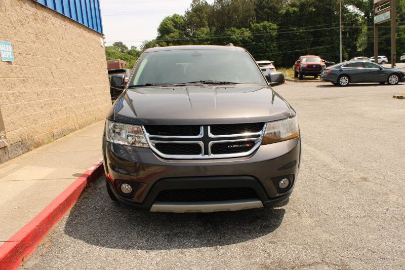 Used 2019 Dodge Journey SE w/ Connectivity Group image 2