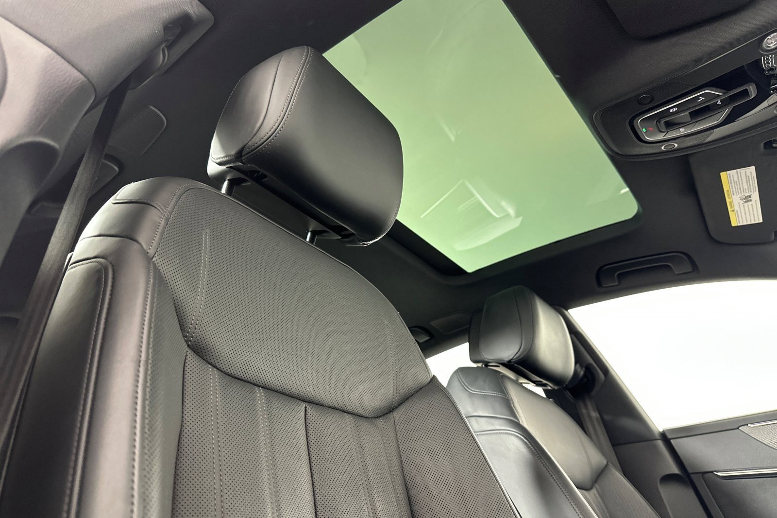 Used 2022 Audi RS 7 Sportback w/ RS 7 Executive Package image 15