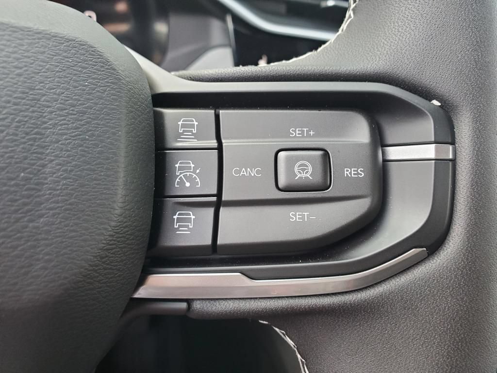 New 2026 Jeep Cherokee Limited AWD/4WD image 12