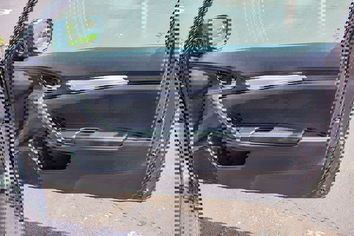 Used 2019 Honda Civic Sport image 18