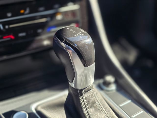 Used 2025 Volkswagen Jetta SE image 33