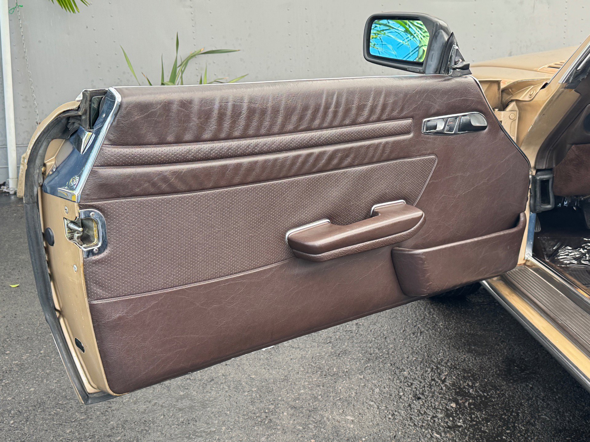 Used 1987 Mercedes-Benz 560 SL image 26