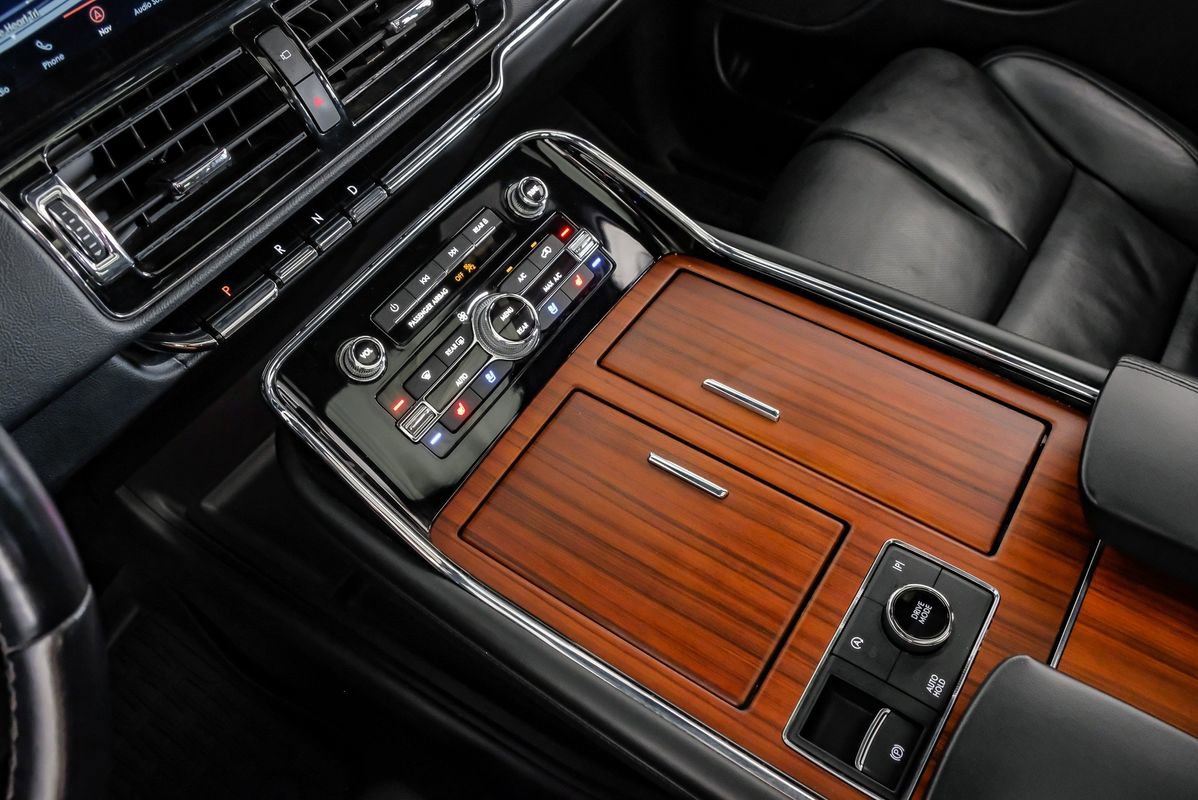 Used 2024 Lincoln Navigator Reserve AWD/4WD image 24