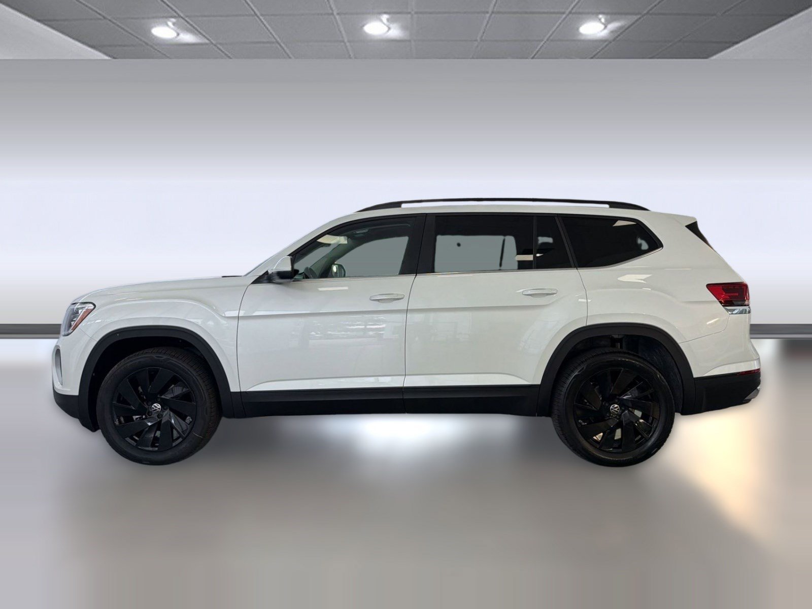 New 2026 Volkswagen Atlas SE FWD image 2