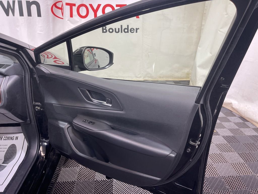 Used 2024 Toyota Prius Prime image 8