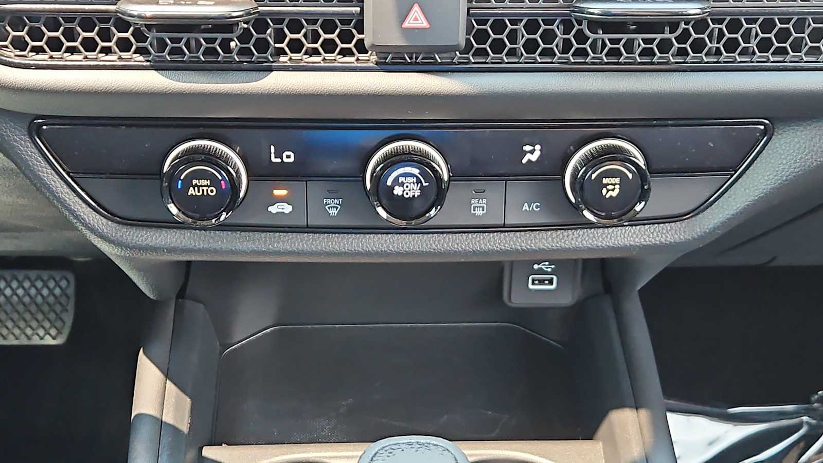 Used 2023 Honda HR-V LX image 16