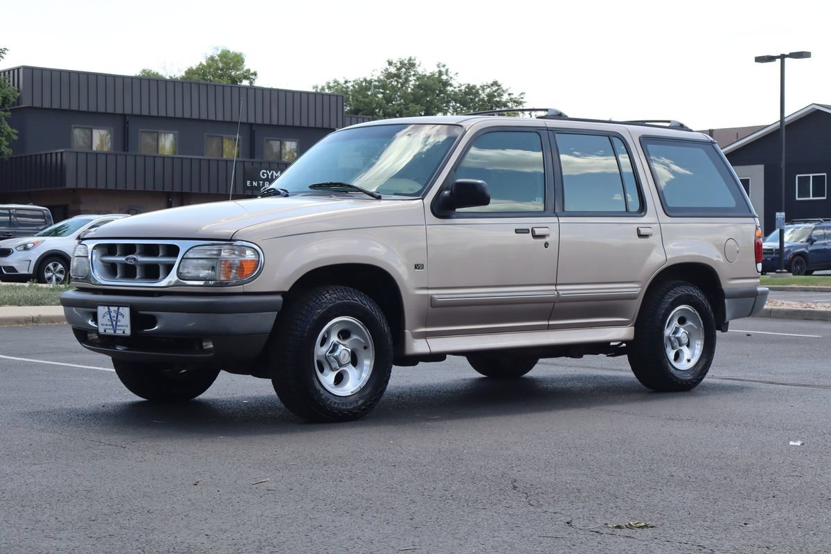 Used 1996 Ford Explorer XLT AWD/4WD image 11