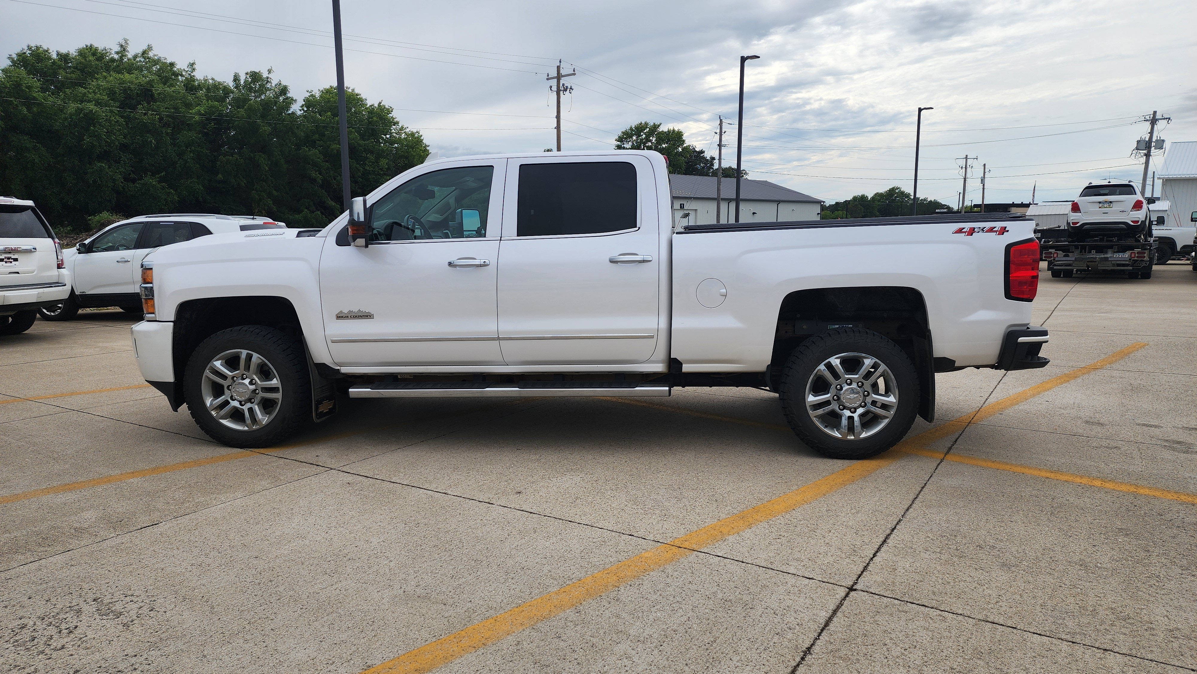 Certified 2019 Chevrolet Silverado 2500 High Country w/ Duramax Plus Package AWD/4WD image 8