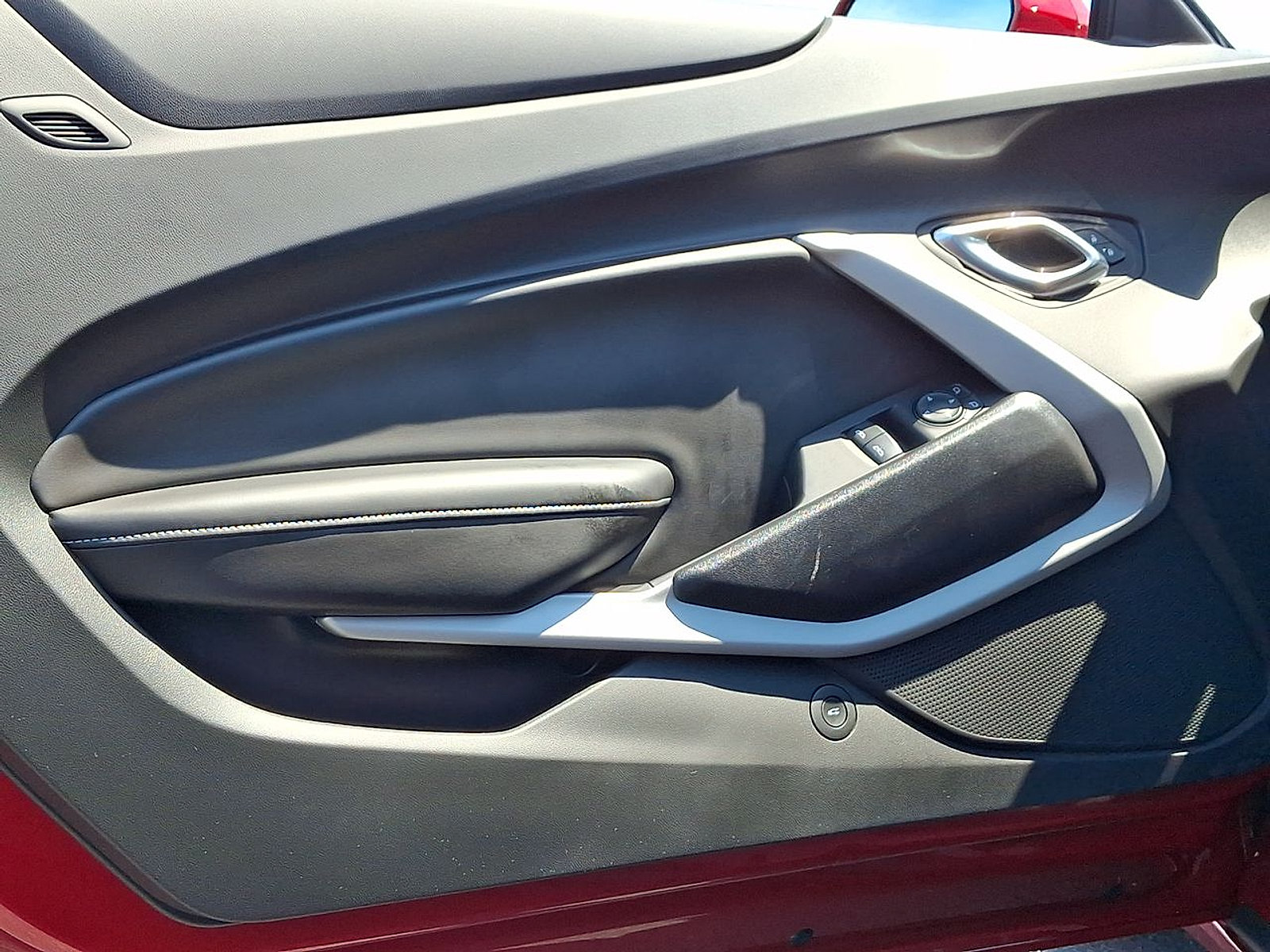Certified 2018 Chevrolet Camaro SS RWD image 10
