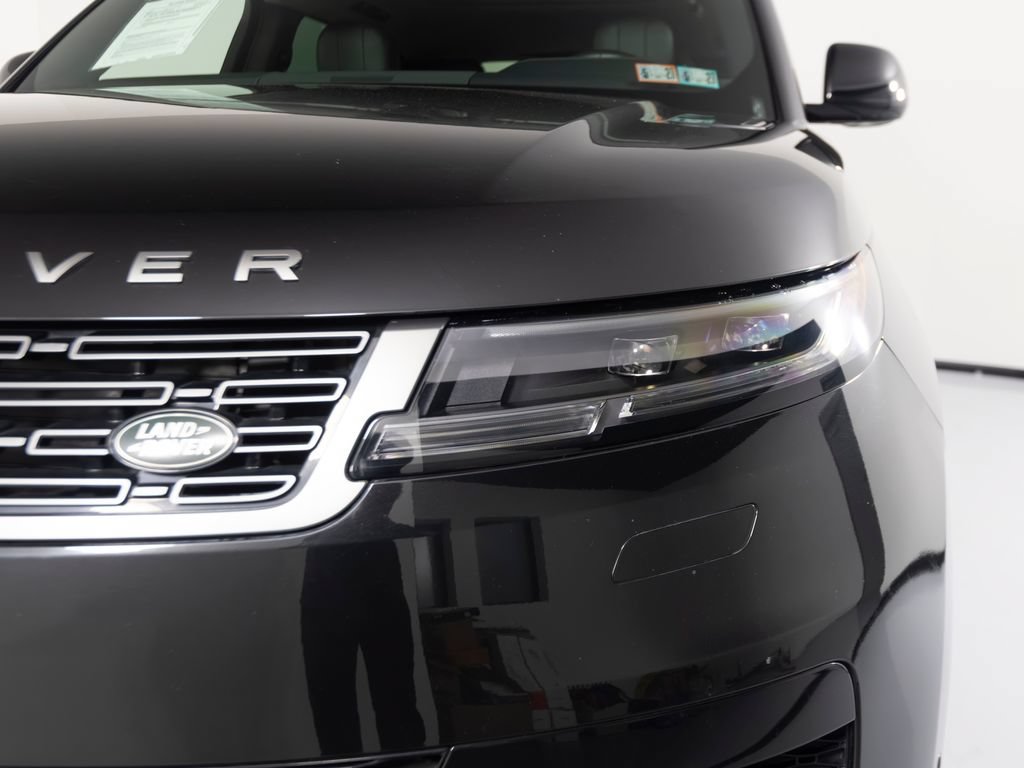 Used 2024 Land Rover Range Rover Sport SE AWD/4WD image 38