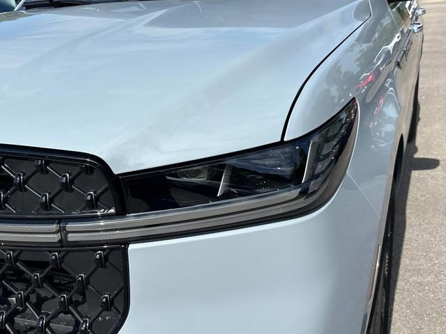 New 2025 Lincoln Navigator L Reserve w/ Jet Appearance Package image 10