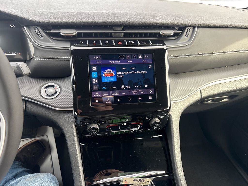 New 2026 Jeep Grand Cherokee L 4WD image 16