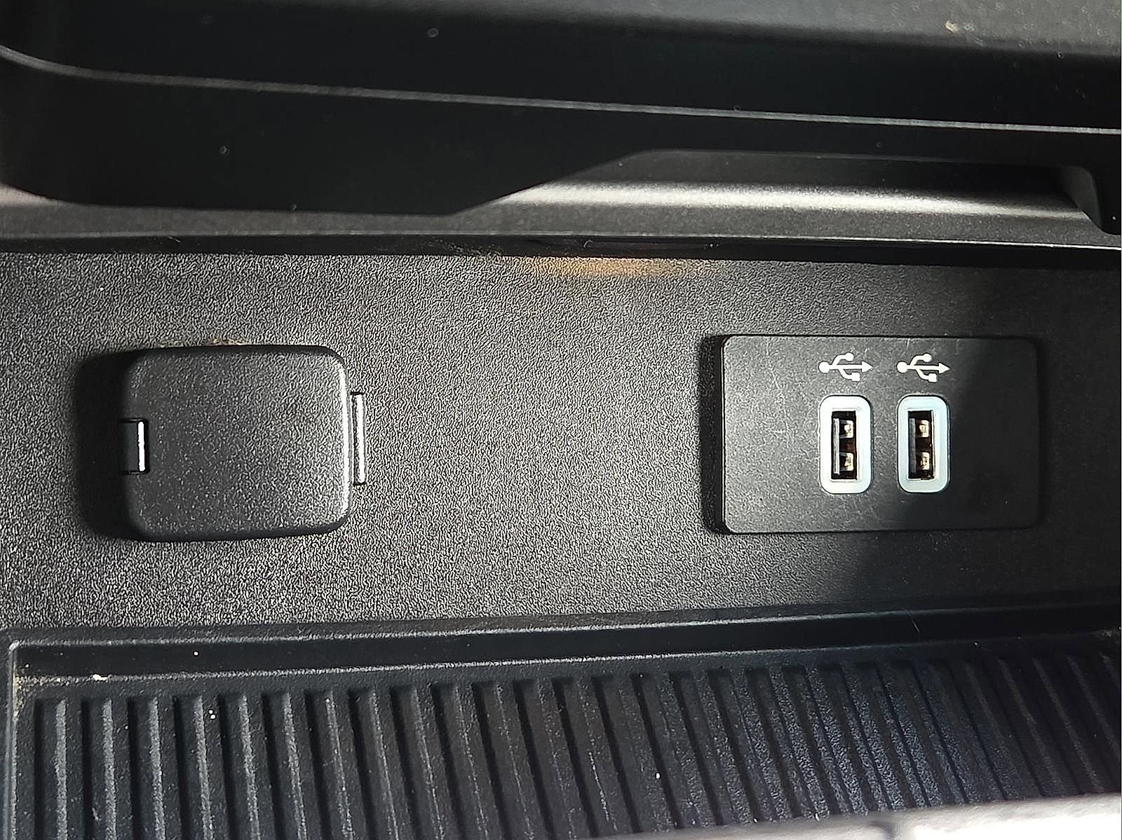 Used 2016 Ford F150 XLT w/ Equipment Group 302A Luxury image 17