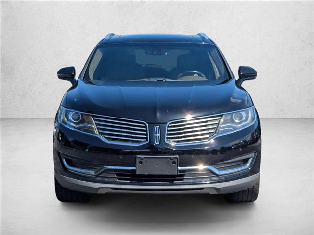 Used 2018 Lincoln MKX Reserve w/ Driver Assistance Package FWD image 2