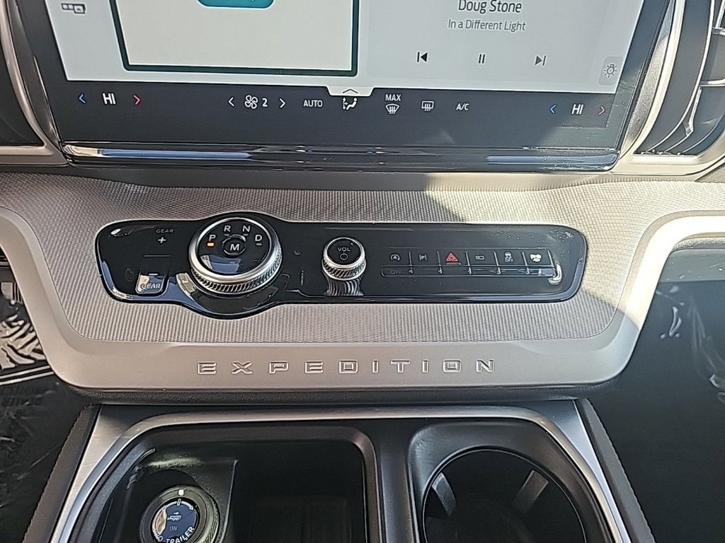 Used 2025 Ford Expedition Max Active image 20