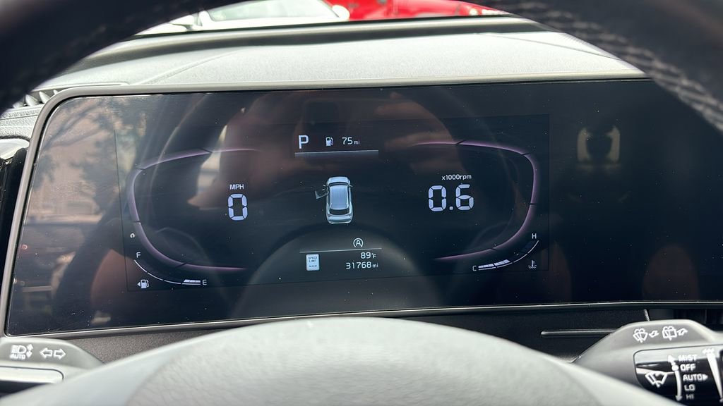 Used 2023 Kia Sportage EX image 16