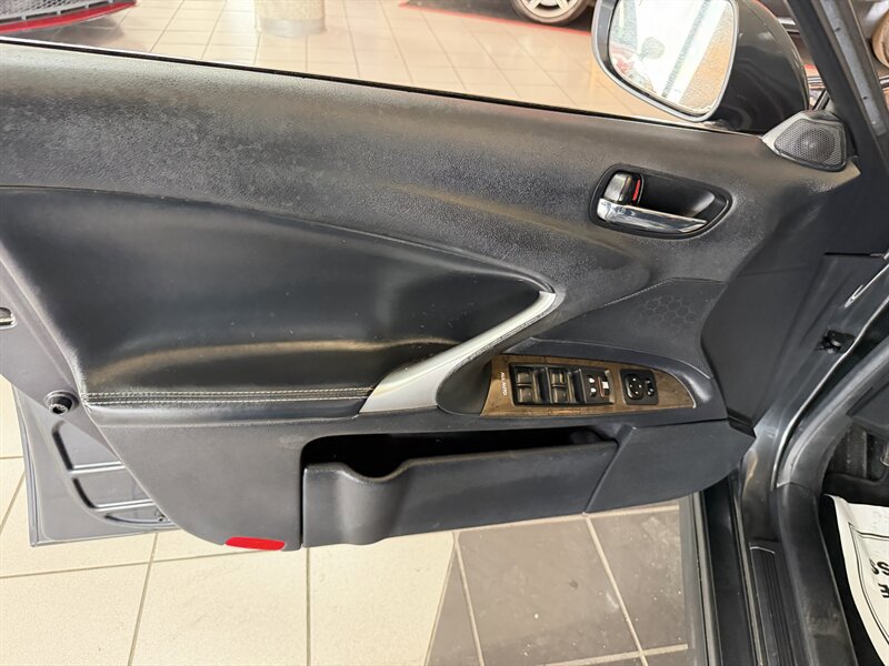 Used 2009 Lexus IS 250 AWD image 20