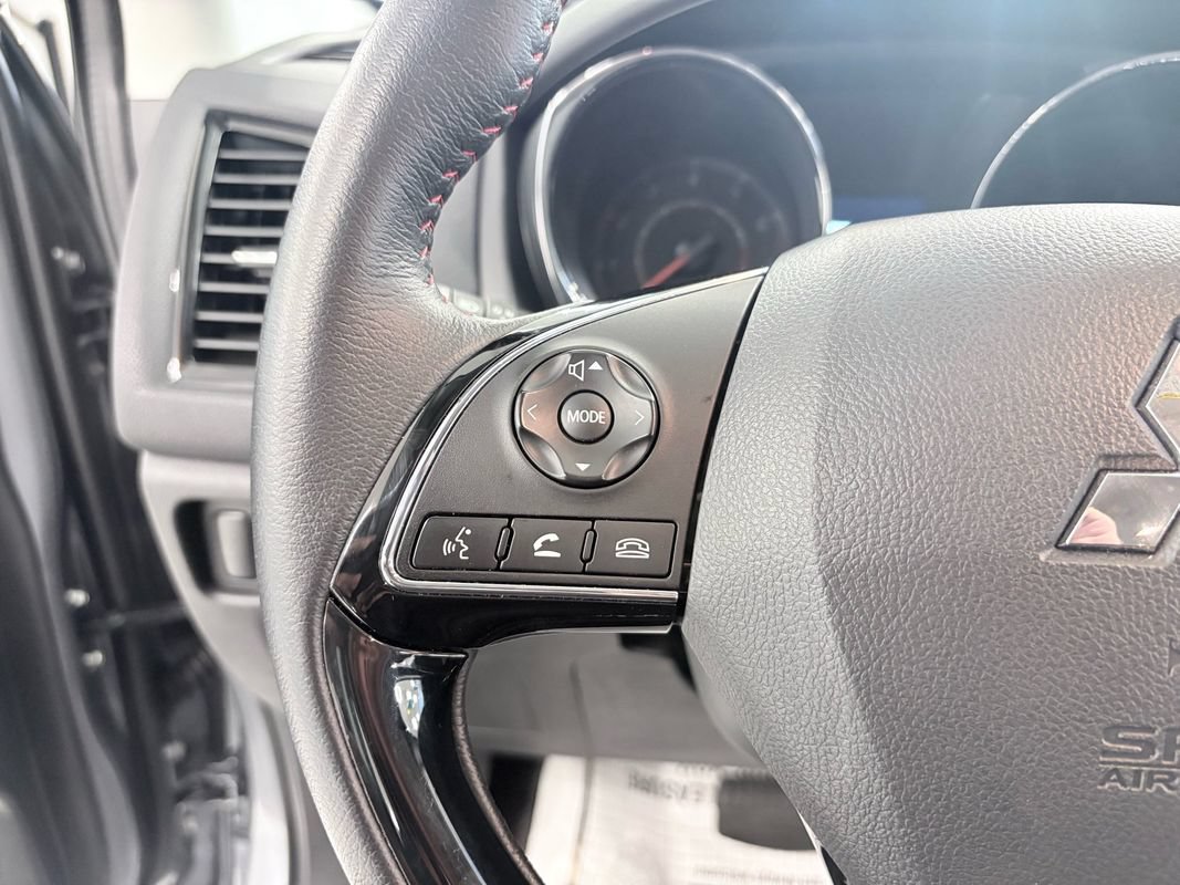 Used 2026 Mitsubishi Outlander Sport LE AWD/4WD image 18