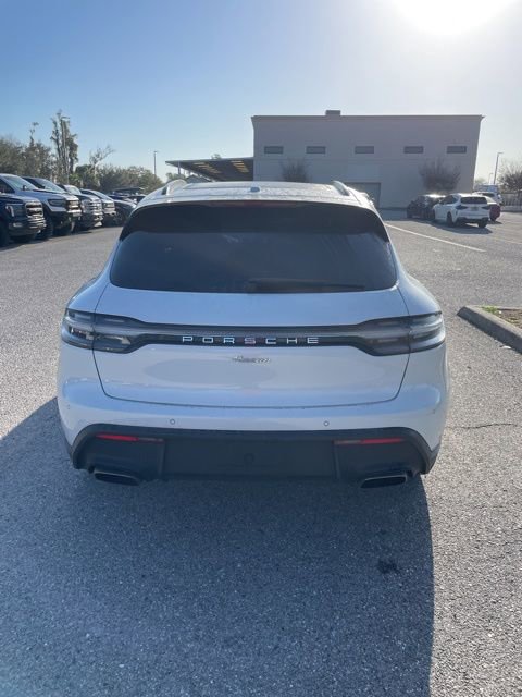 Used 2023 Porsche Macan Turbo image 3