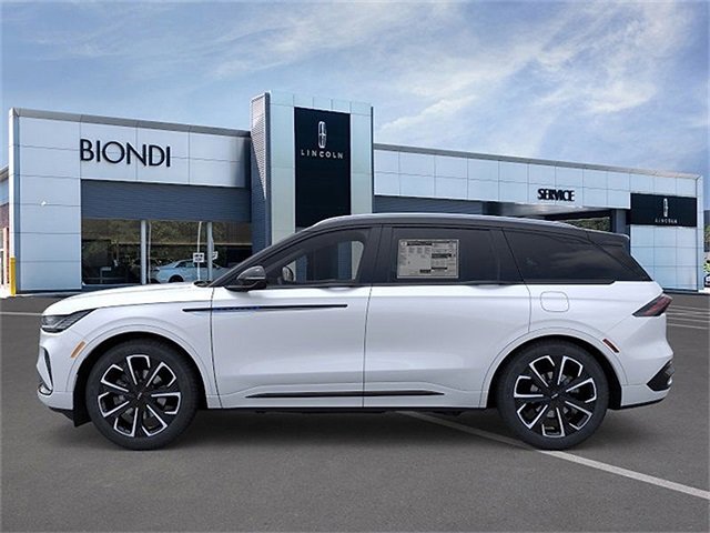 New 2026 Lincoln Nautilus Reserve AWD/4WD image 3