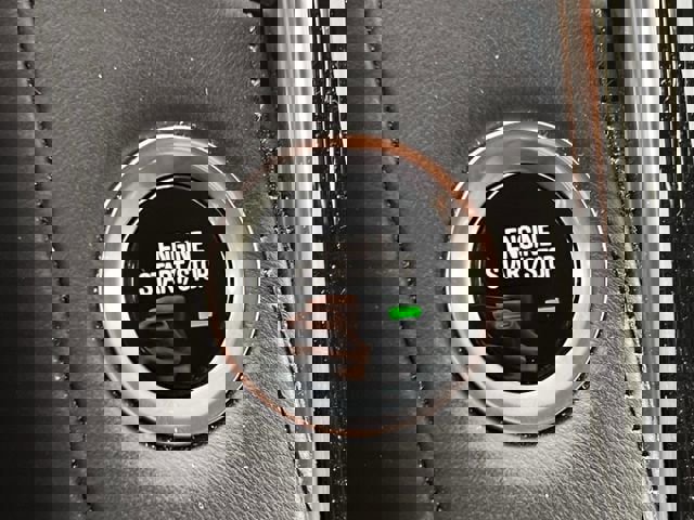 Used 2019 Cadillac Escalade Platinum image 18