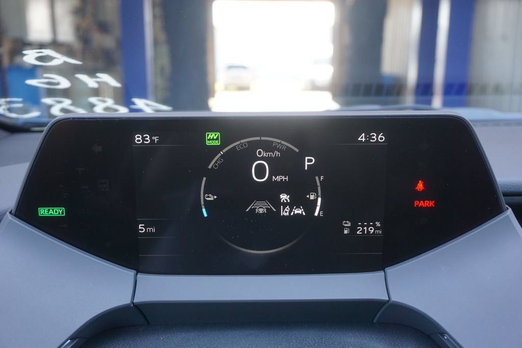 New 2026 Toyota Prius Plug-In Hybrid FWD image 5