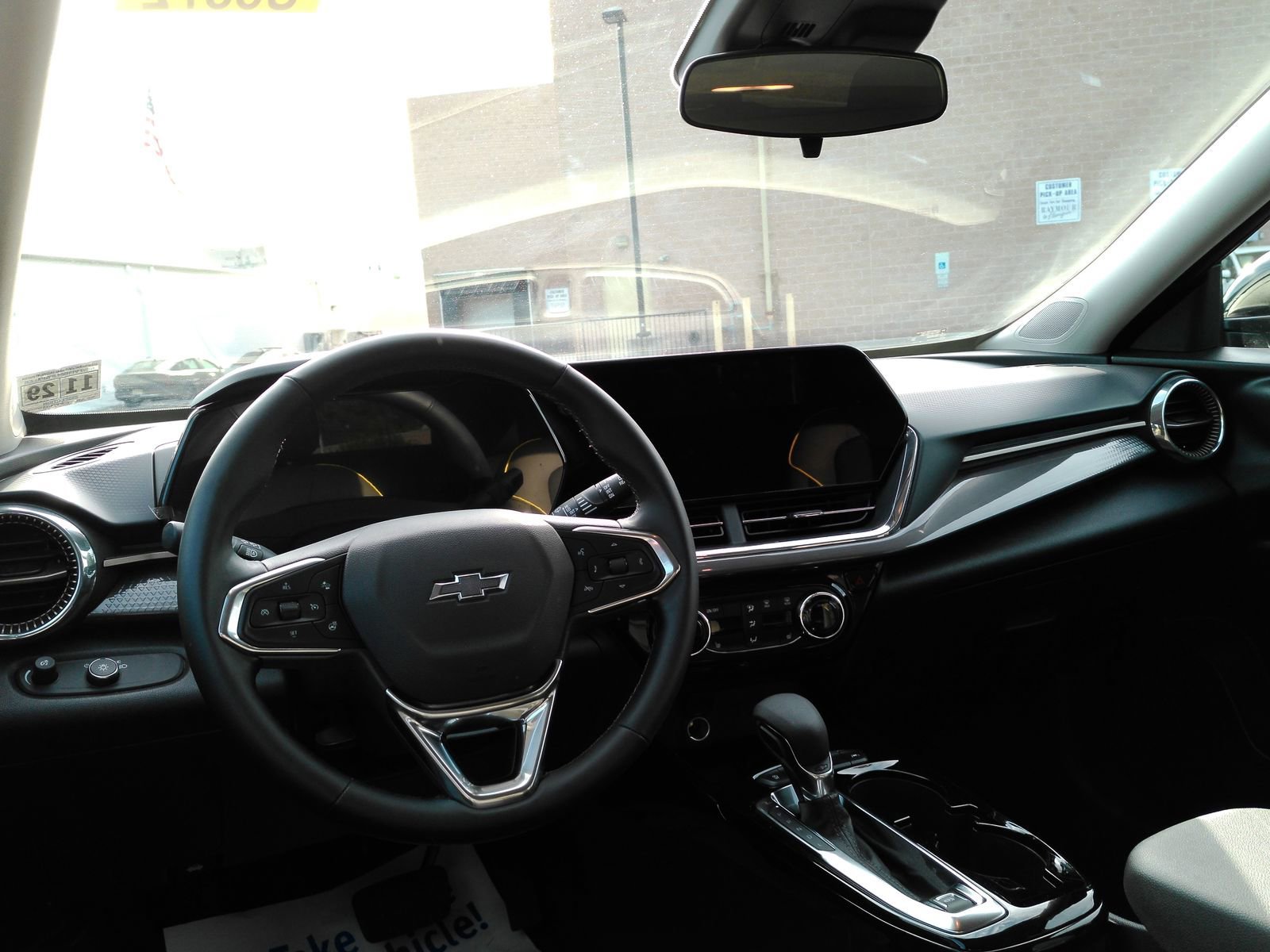 Certified 2025 Chevrolet Trax ACTIV w/ Sunroof Package FWD image 9