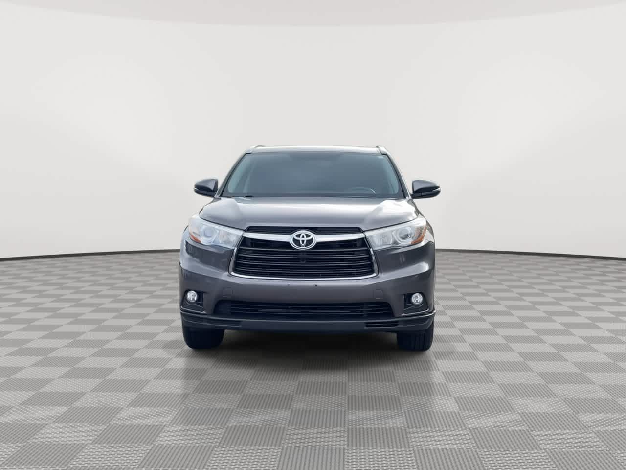 Used 2015 Toyota Highlander XLE AWD/4WD image 3