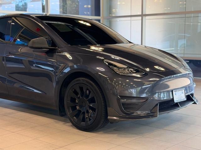 Used 2022 Tesla Model Y Long Range AWD/4WD image 5