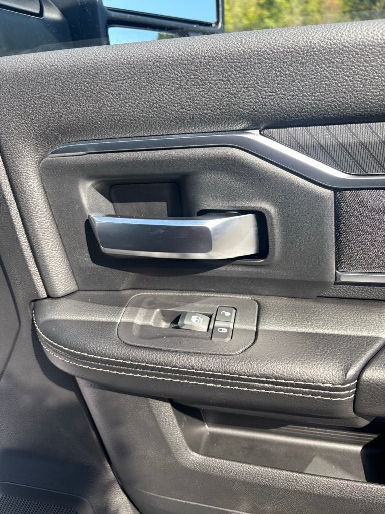 New 2026 RAM 2500 Big Horn AWD/4WD image 12