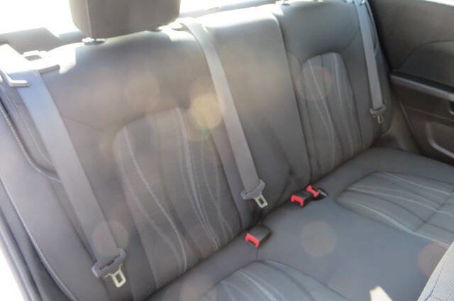 Used 2017 Chevrolet Sonic LT w/ Convenience Package image 36