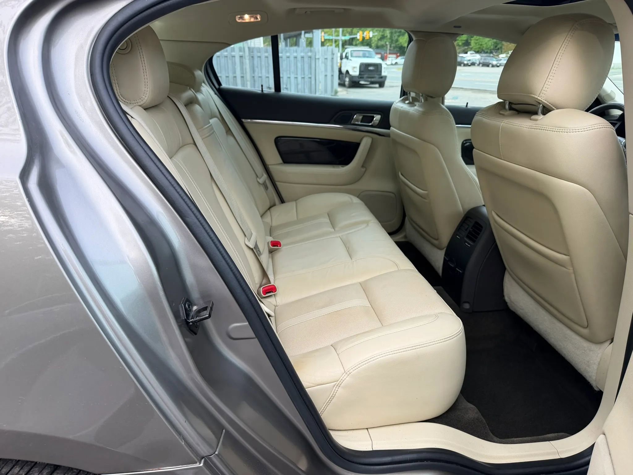 Used 2016 Lincoln MKS AWD w/ Equipment Group 101A image 19
