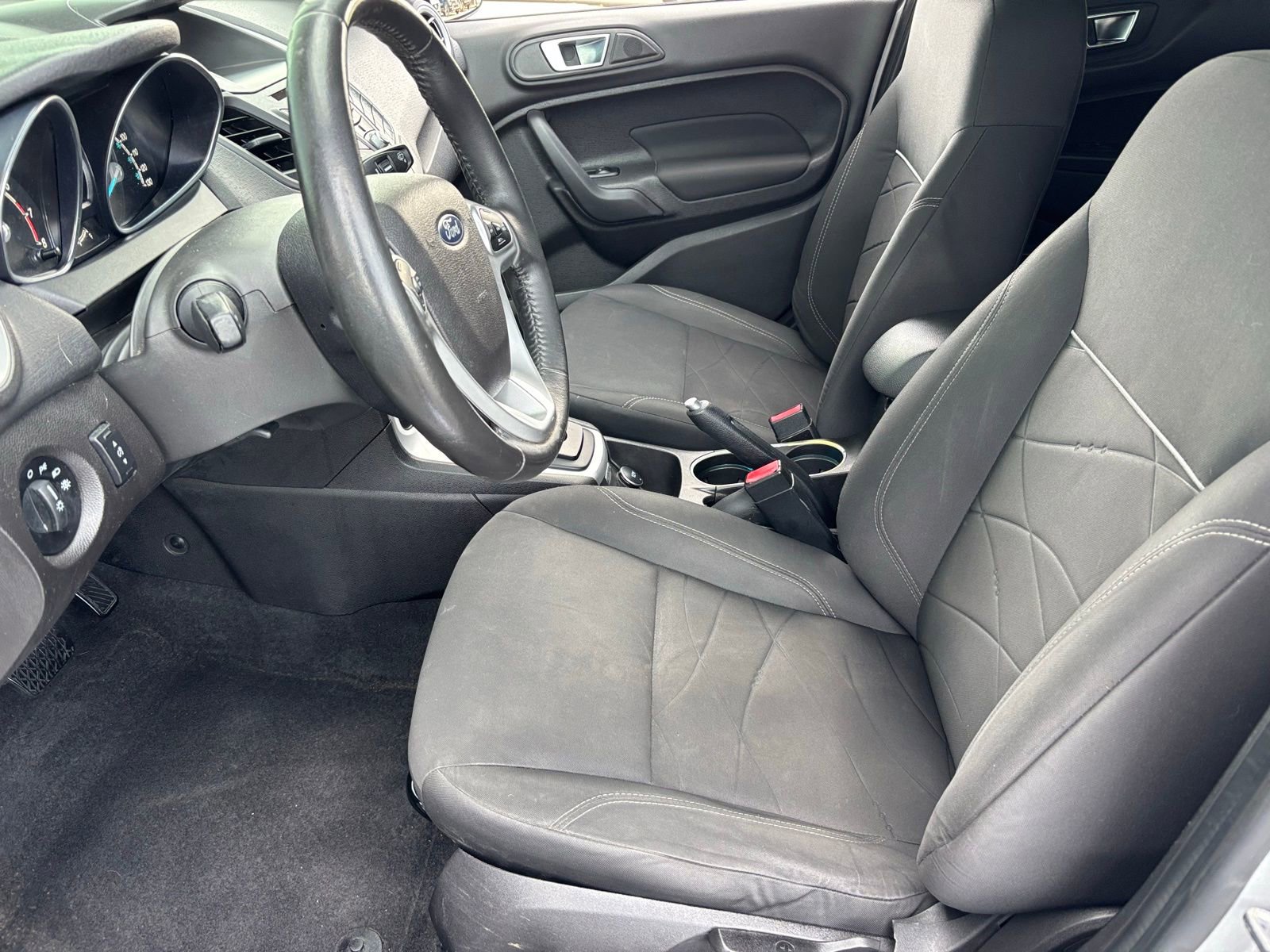 Used 2014 Ford Fiesta SE FWD image 14