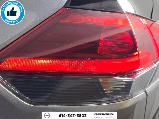 Used 2019 Nissan Rogue SV AWD/4WD image 15