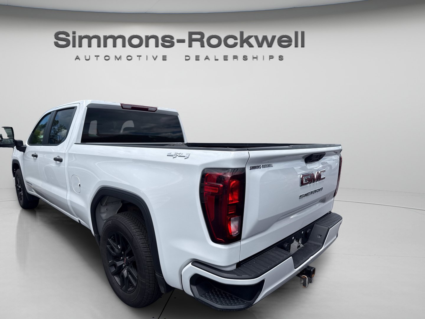 Used 2024 GMC Sierra 1500 Pro w/ Graphite Edition AWD/4WD image 2