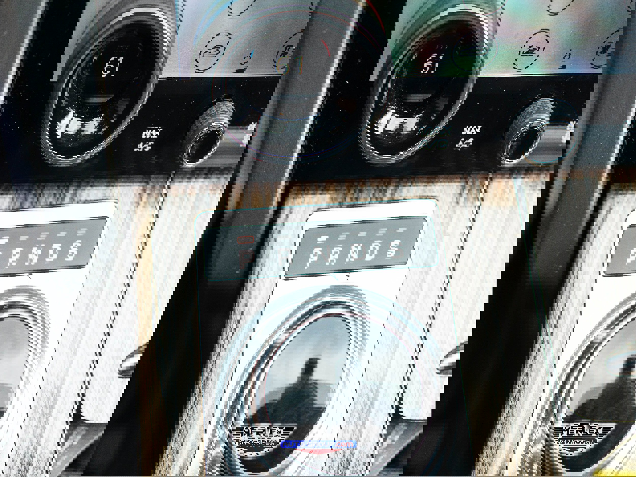 Used 2018 Land Rover Range Rover Long Wheelbase Supercharged image 34