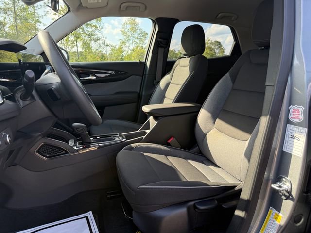 Used 2025 Chevrolet TrailBlazer LT AWD/4WD image 9