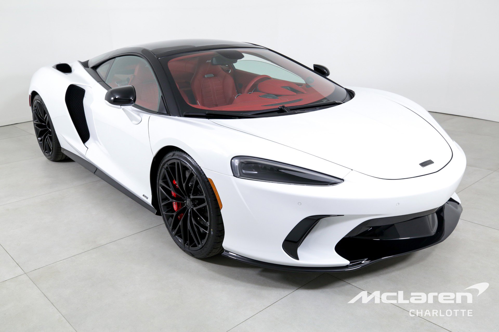 New 2025 McLaren GTS image 3