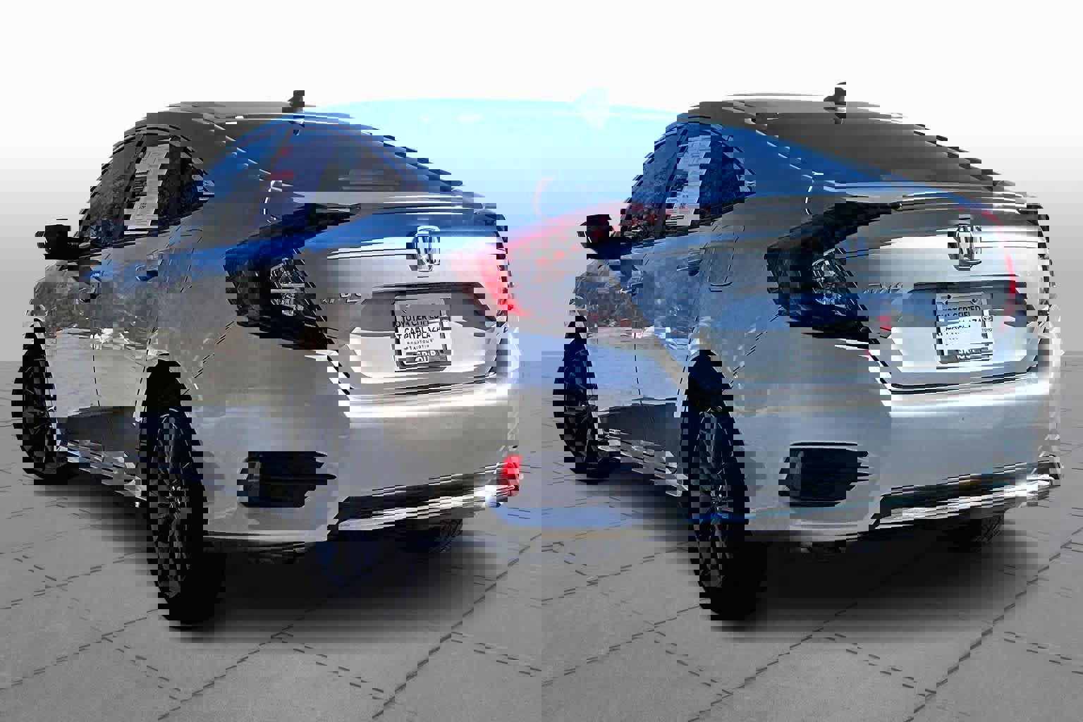 Used 2019 Honda Civic EX image 12