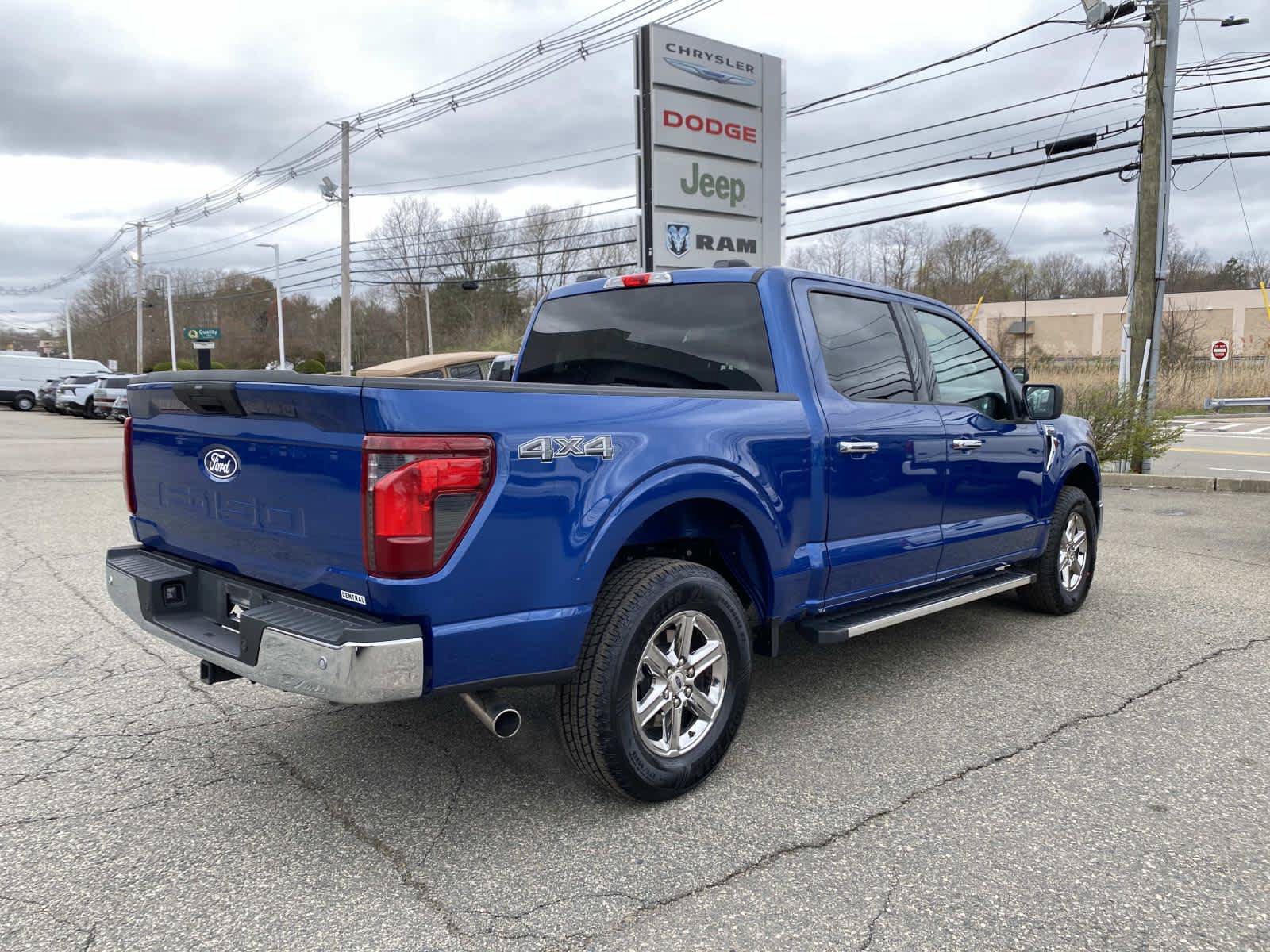 Used 2025 Ford F150 XLT w/ Equipment Group 301A Standard AWD/4WD image 3