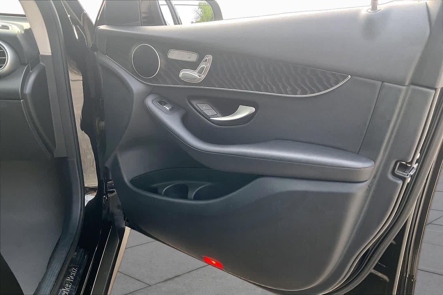 Used 2016 Mercedes-Benz GLC 300 image 20