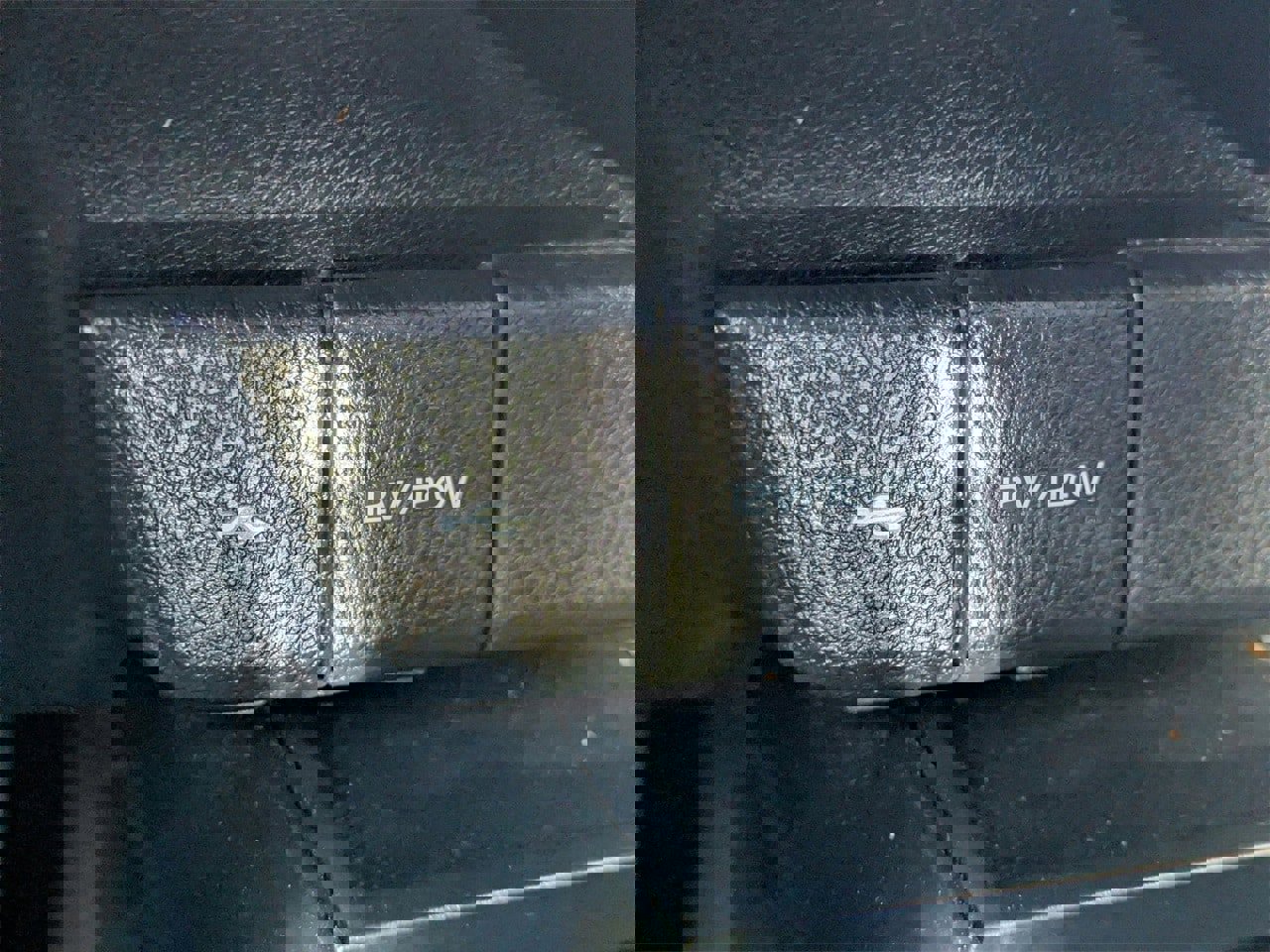 Used 2020 Toyota Camry image 30